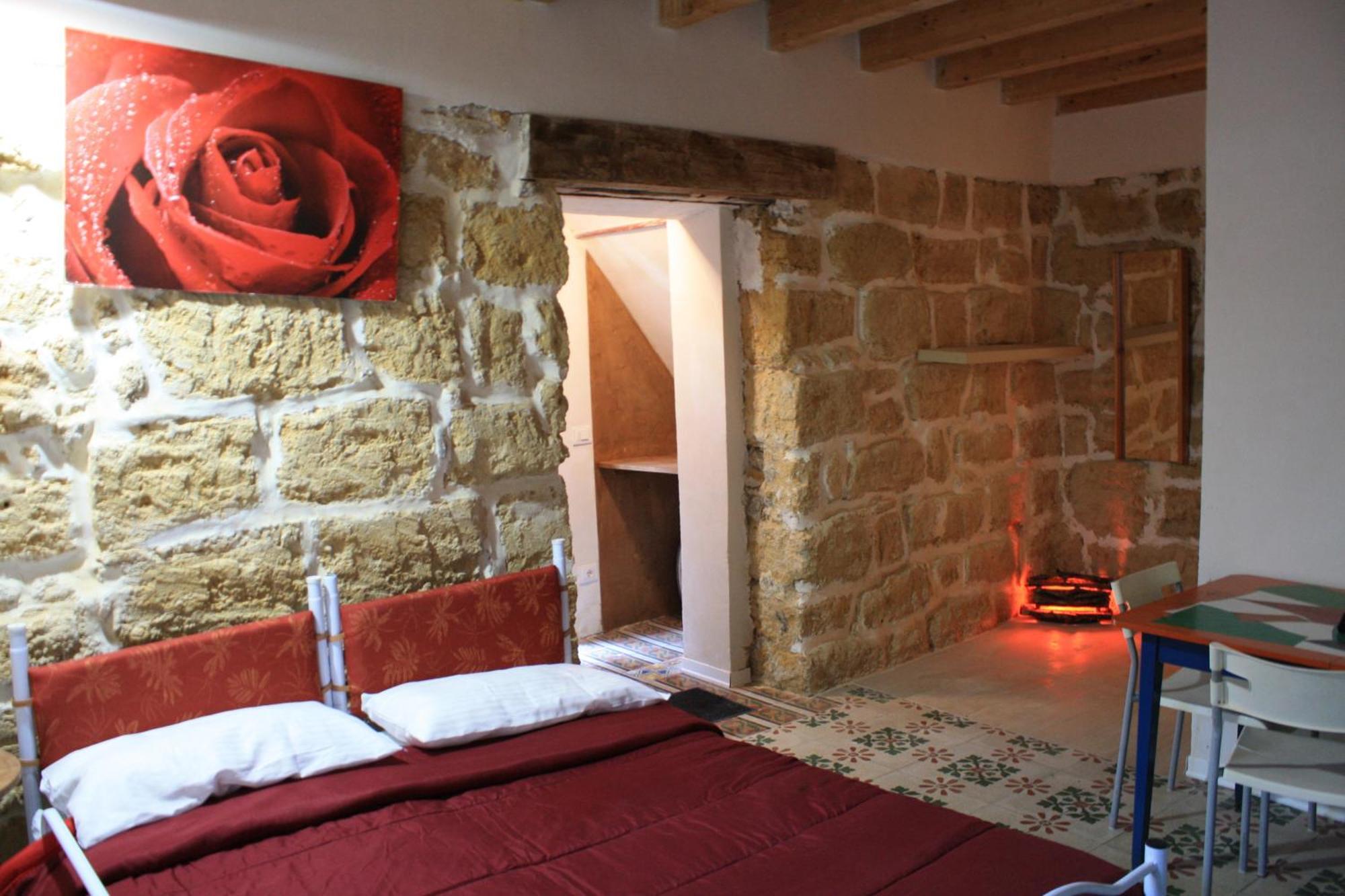 Casa Lerux Ξενοδοχείο Αγκριτζέντο Εξωτερικό φωτογραφία